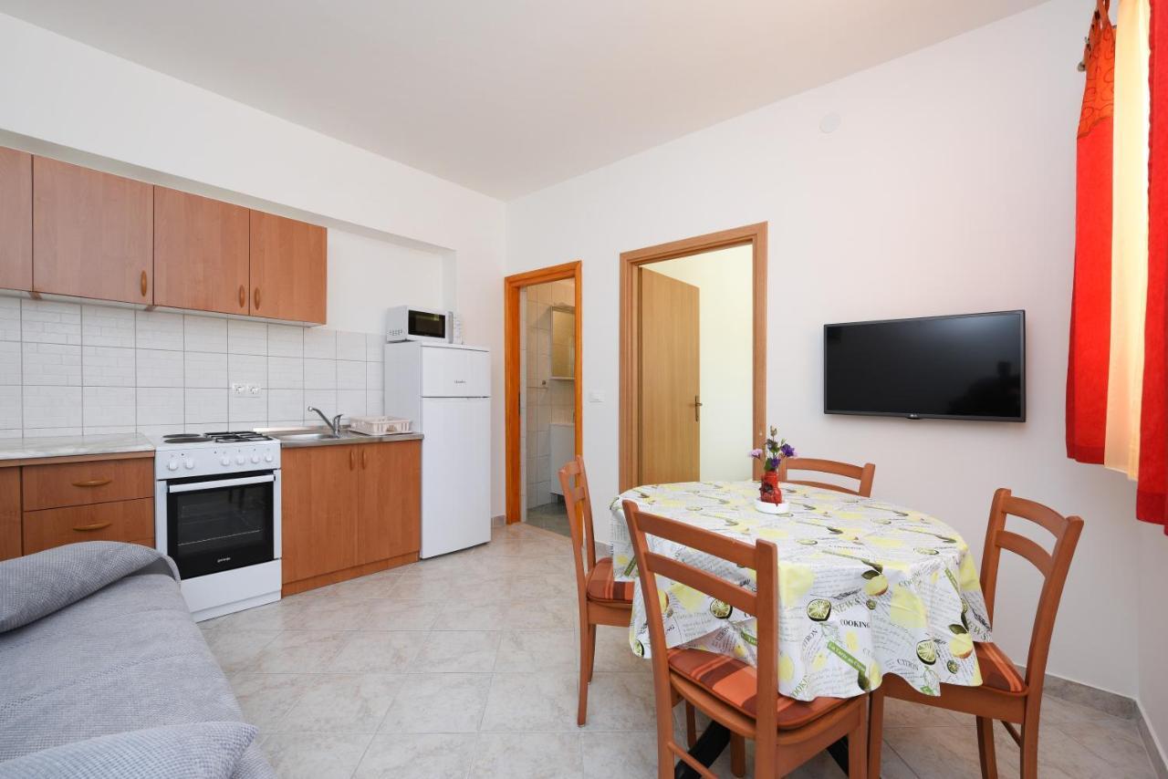 Apartments Sime 佩特坎内 外观 照片