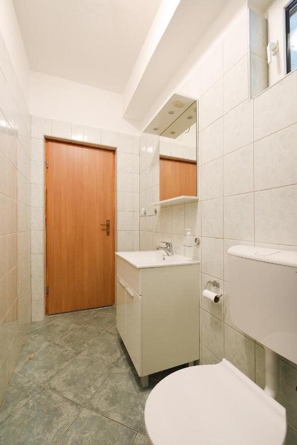 Apartments Sime 佩特坎内 外观 照片