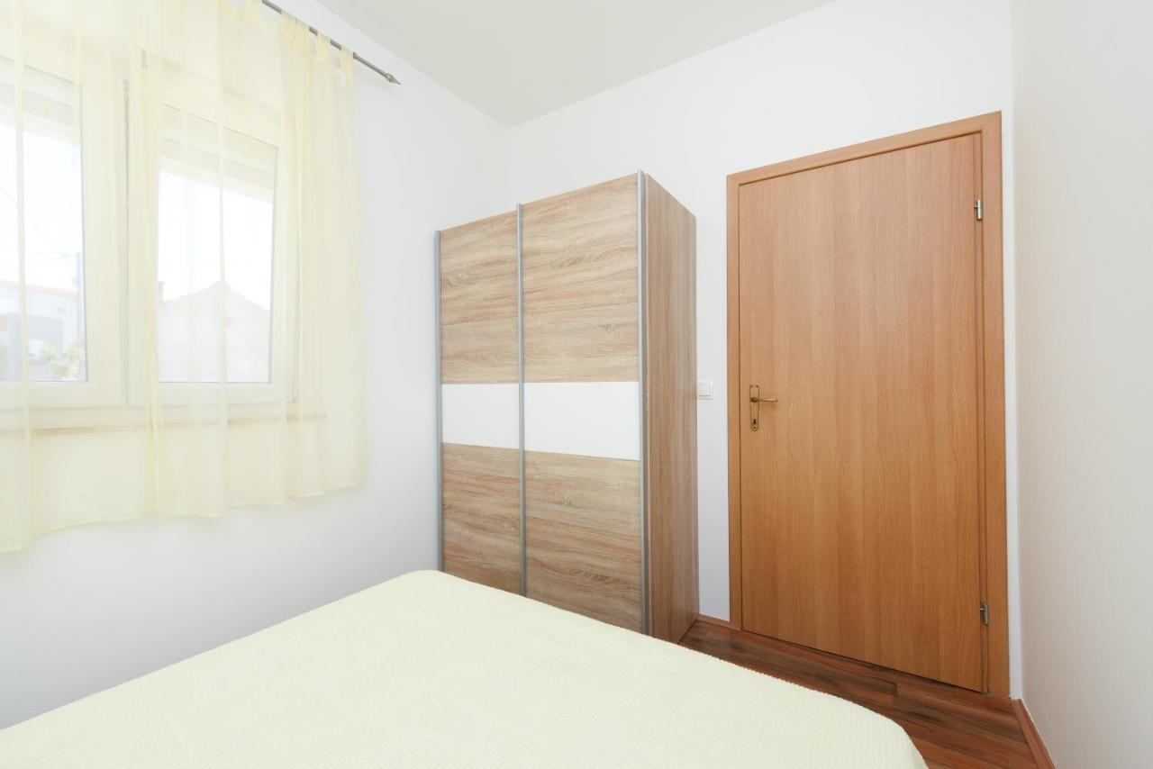Apartments Sime 佩特坎内 外观 照片